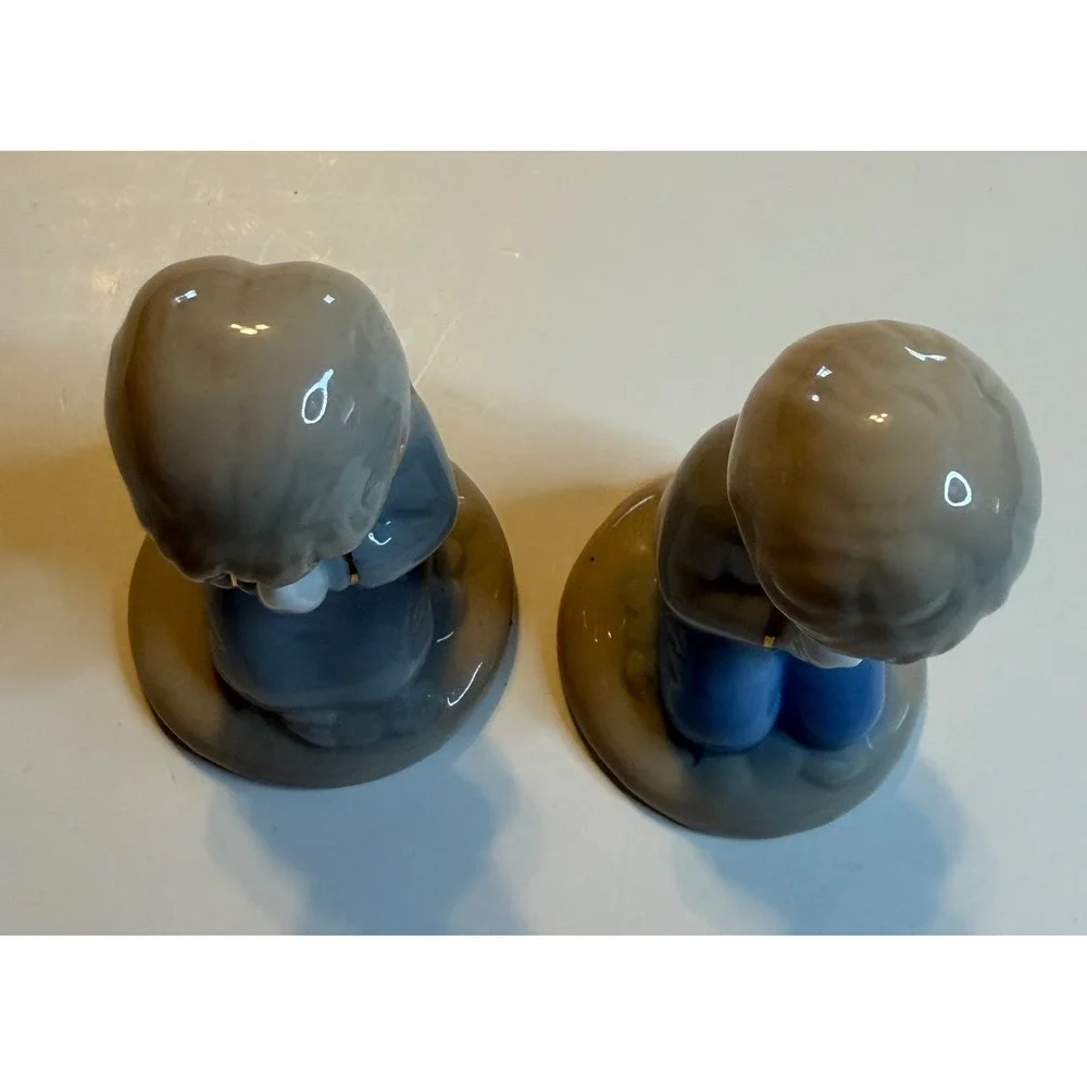 Vintage Praying Children Figurines Set of 2 Ceramic Boys‎ Girls Religious Decor